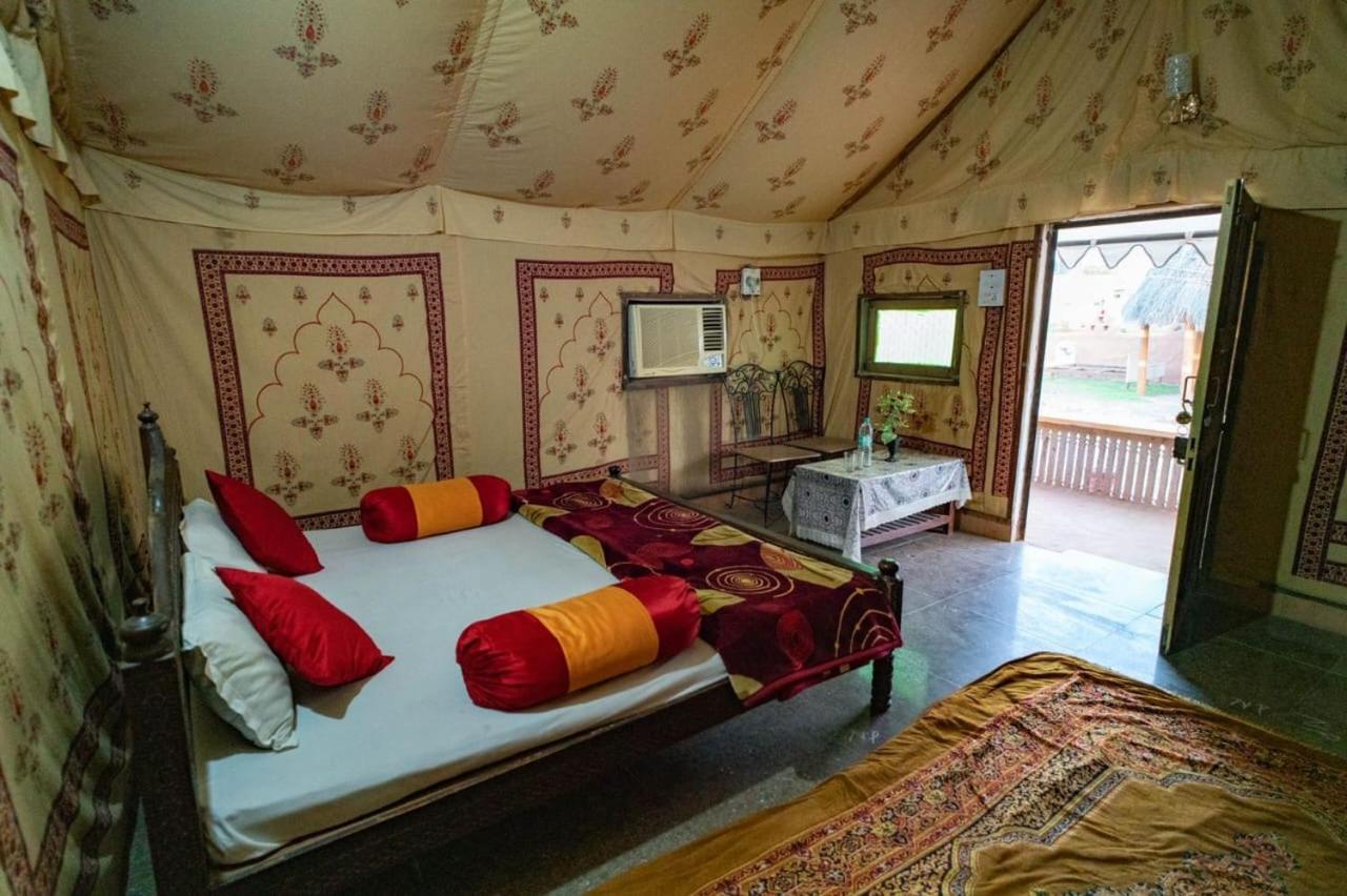 Khuri Resort Exterior photo