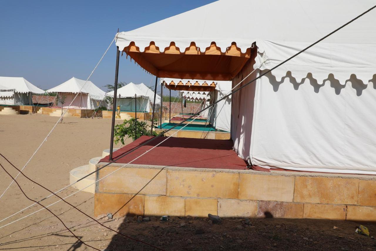 Khuri Resort Exterior photo