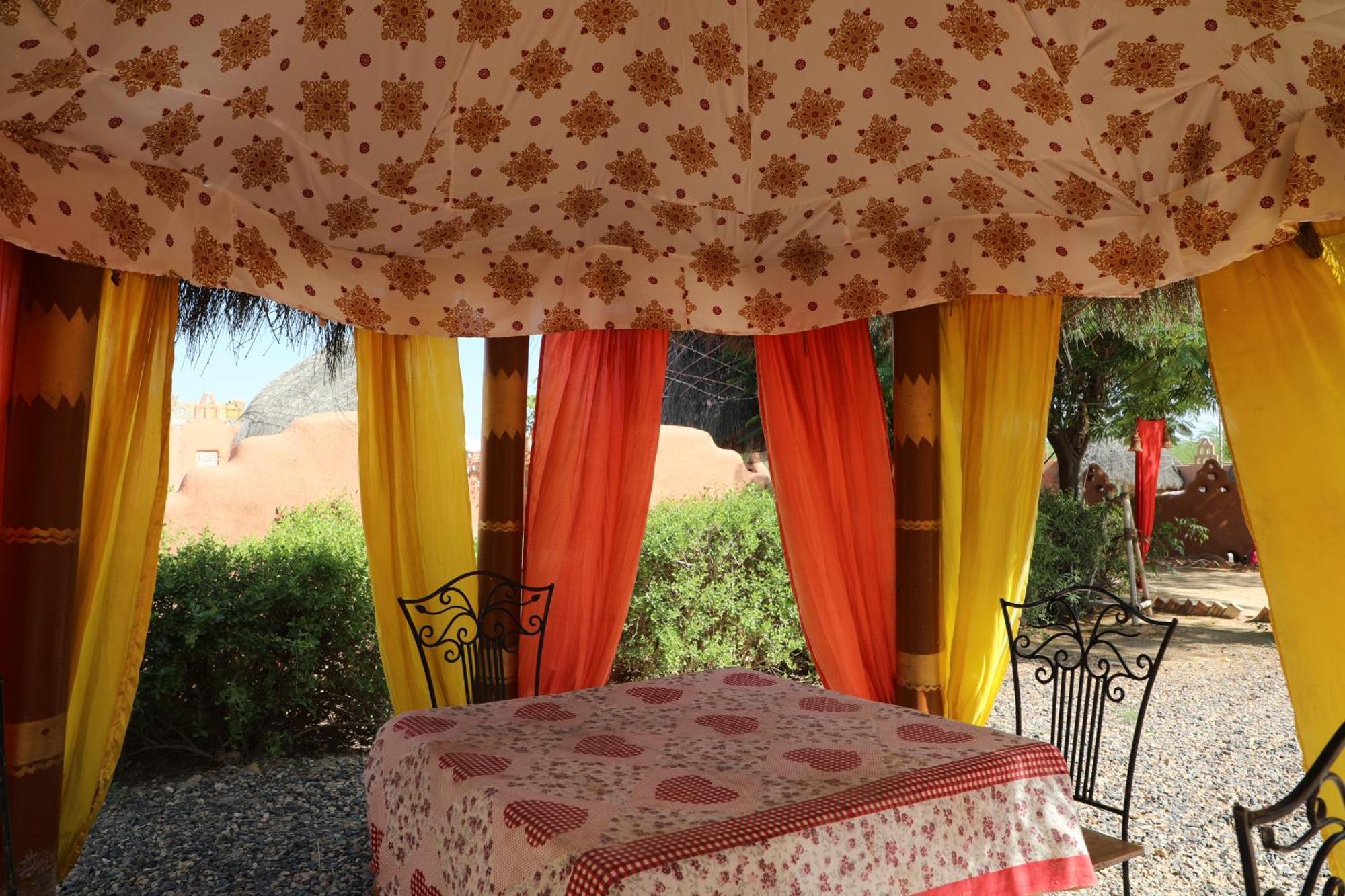 Khuri Resort Exterior photo